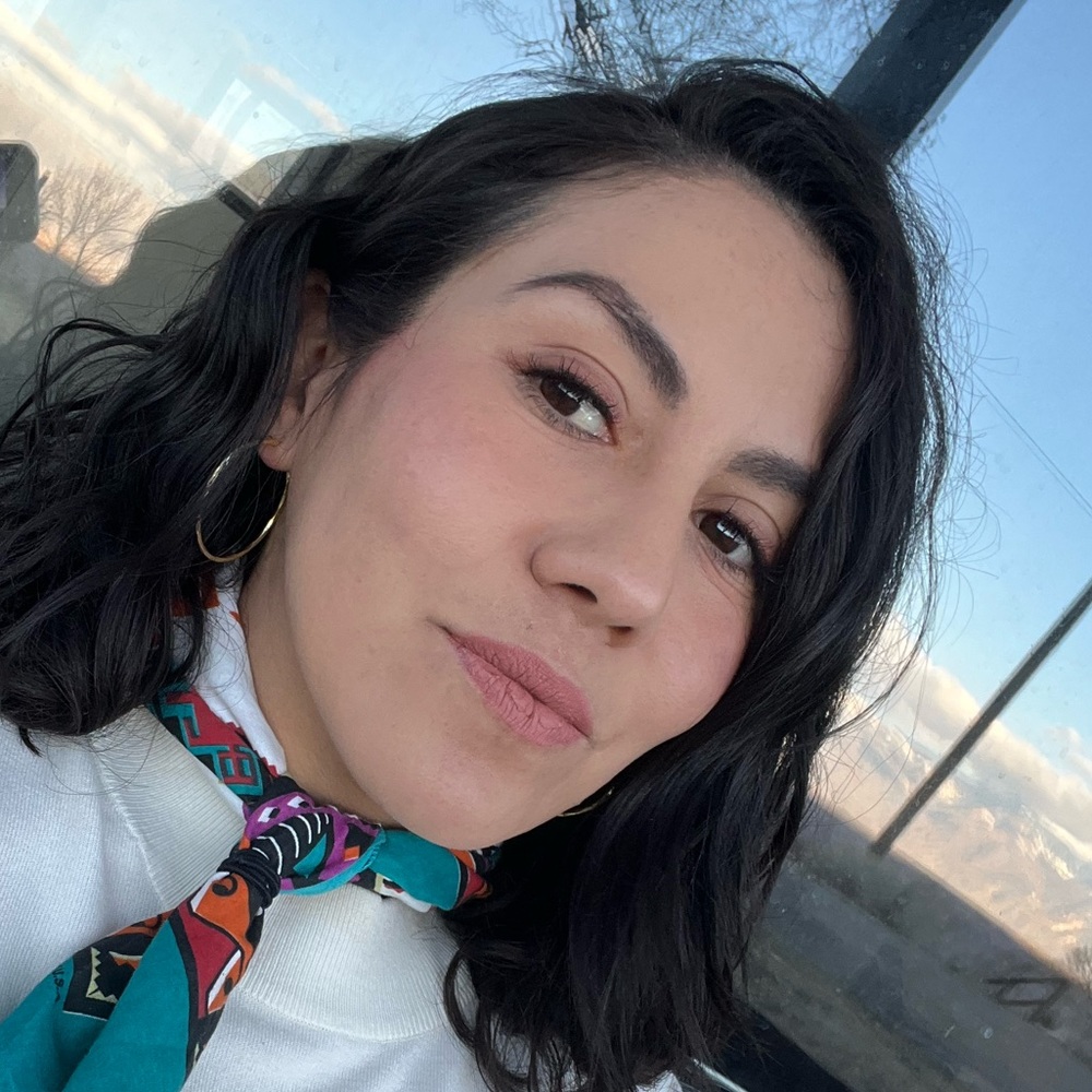 Meet your Posher, Marisol